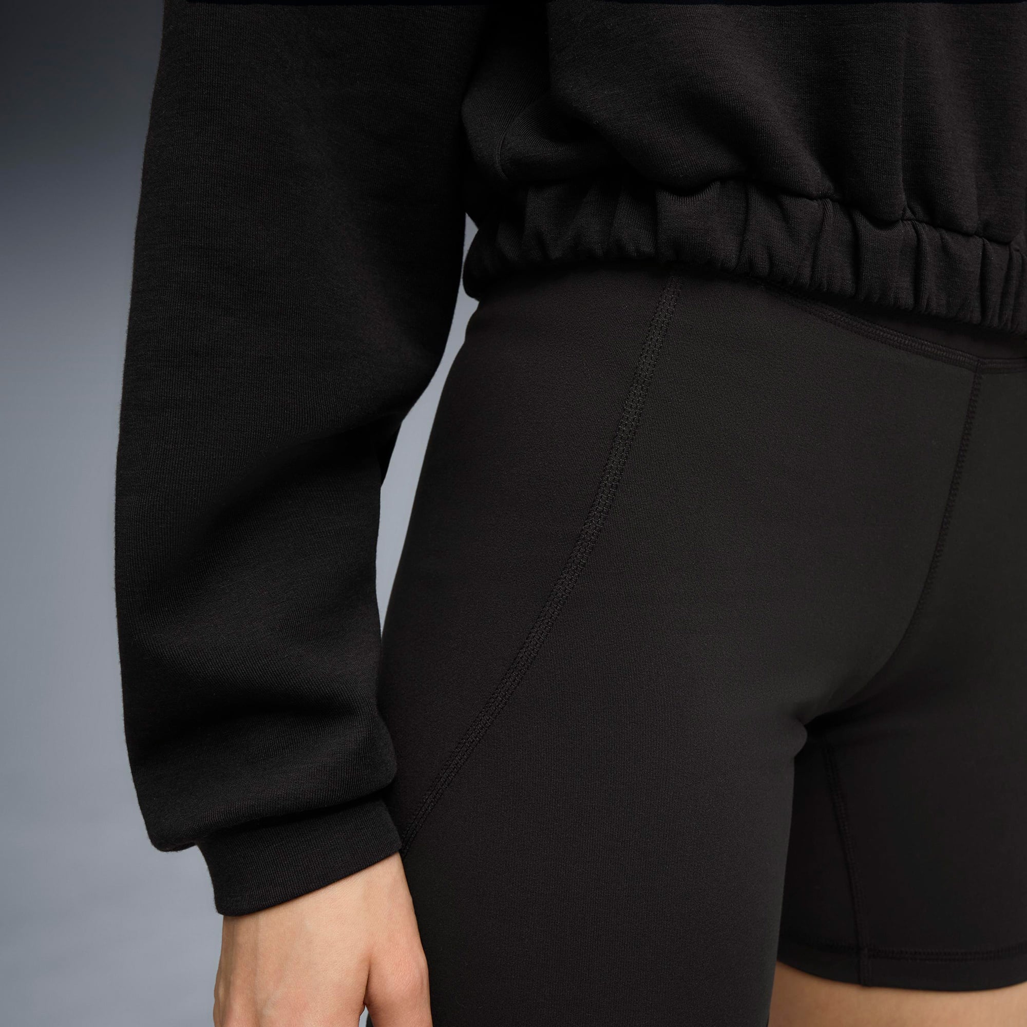 Puma W Cloudspun Crew Kadın Siyah Sweatshirt