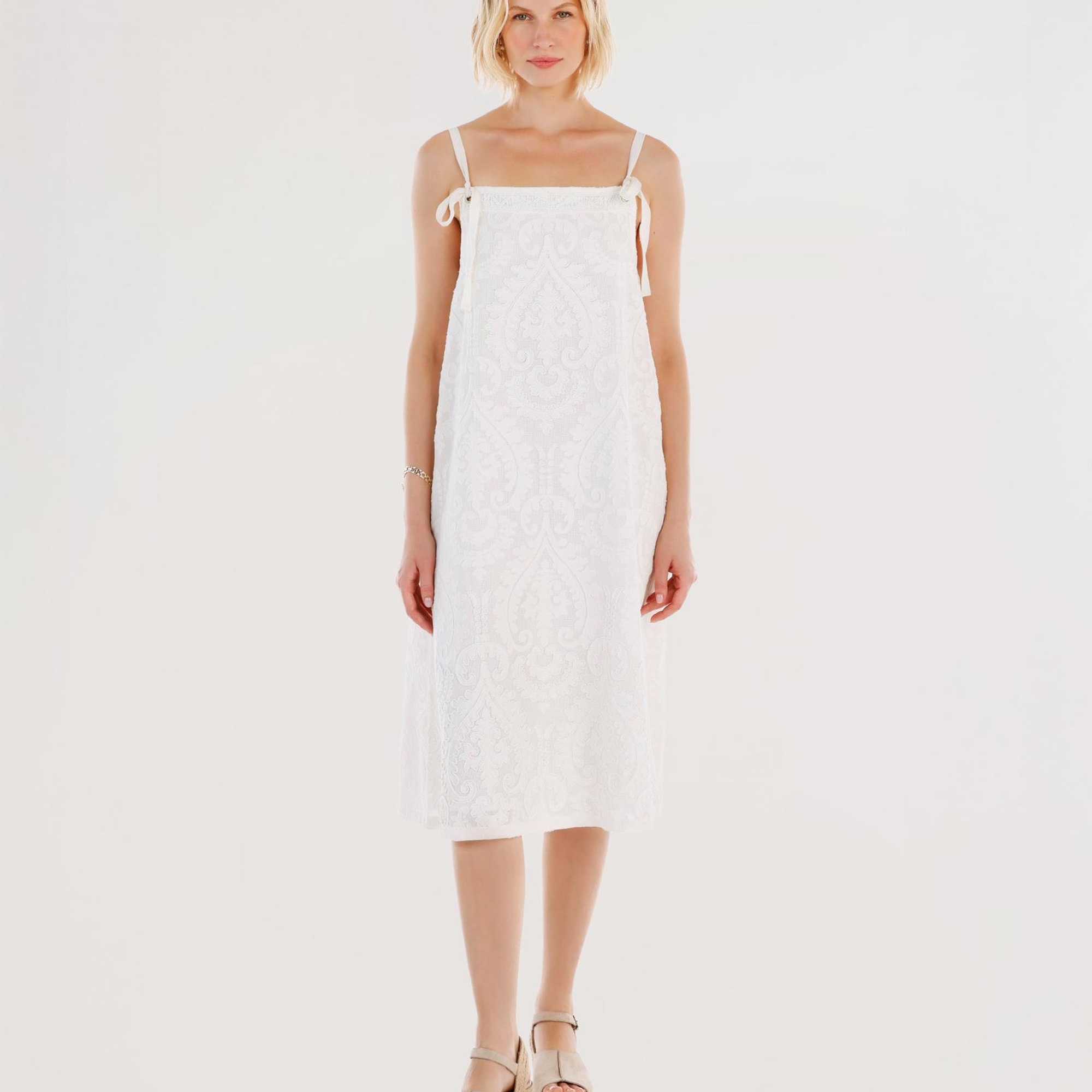 YARGICI Boncuk Işleme Detaylı Askılı Elbise