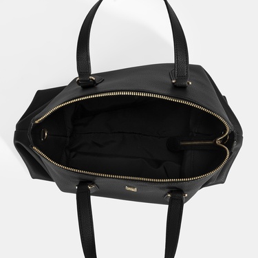  Kadın Siyah Omuz Çantası