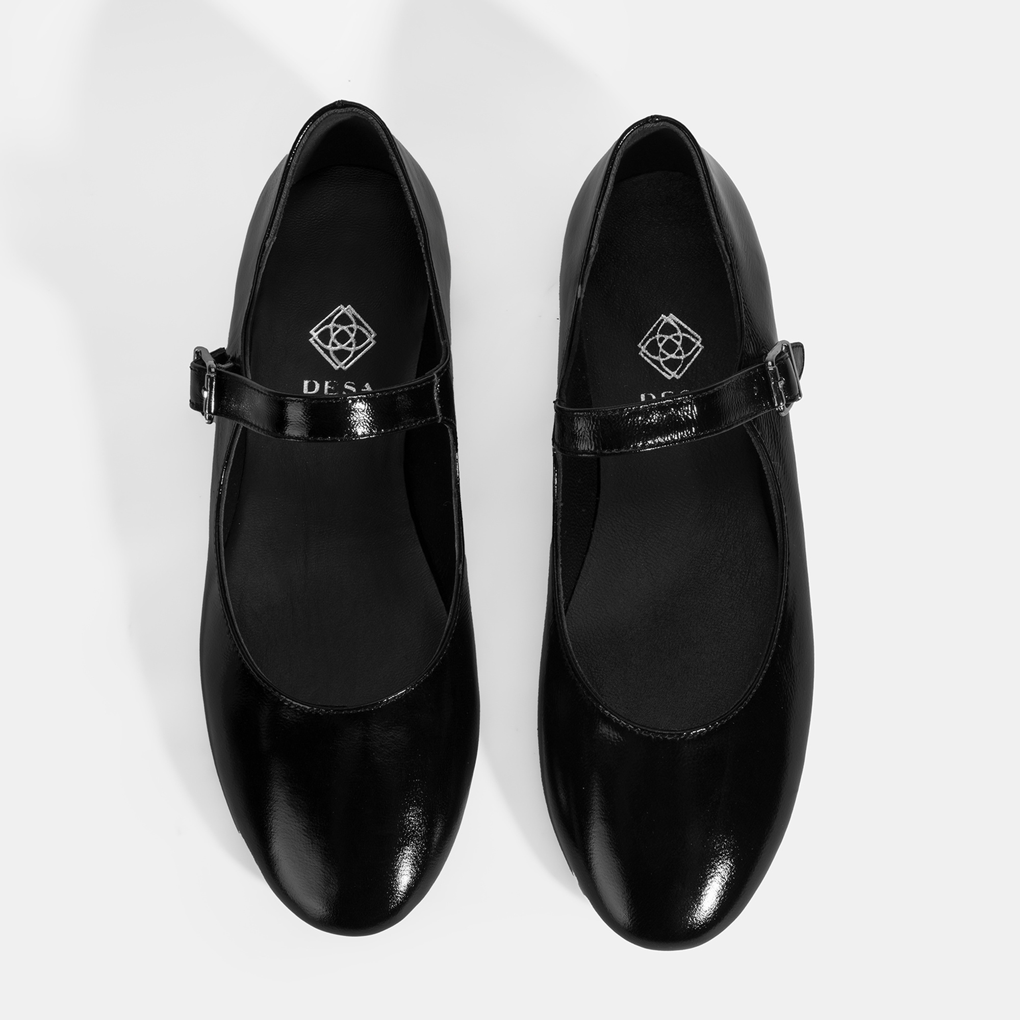 Kadın Siyah Ayarlanabilir Tokalı Deri Babet