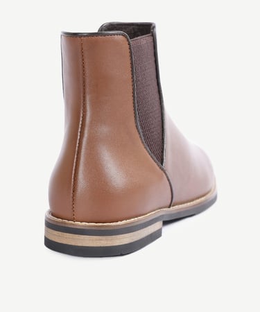  YARGICI İnce Tabanlı Lastikli Bot