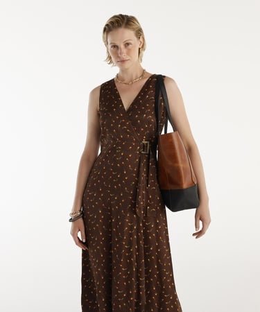  YARGICI Kemer Detaylı Kolsuz Kruvaze  Midi Boy Elbise