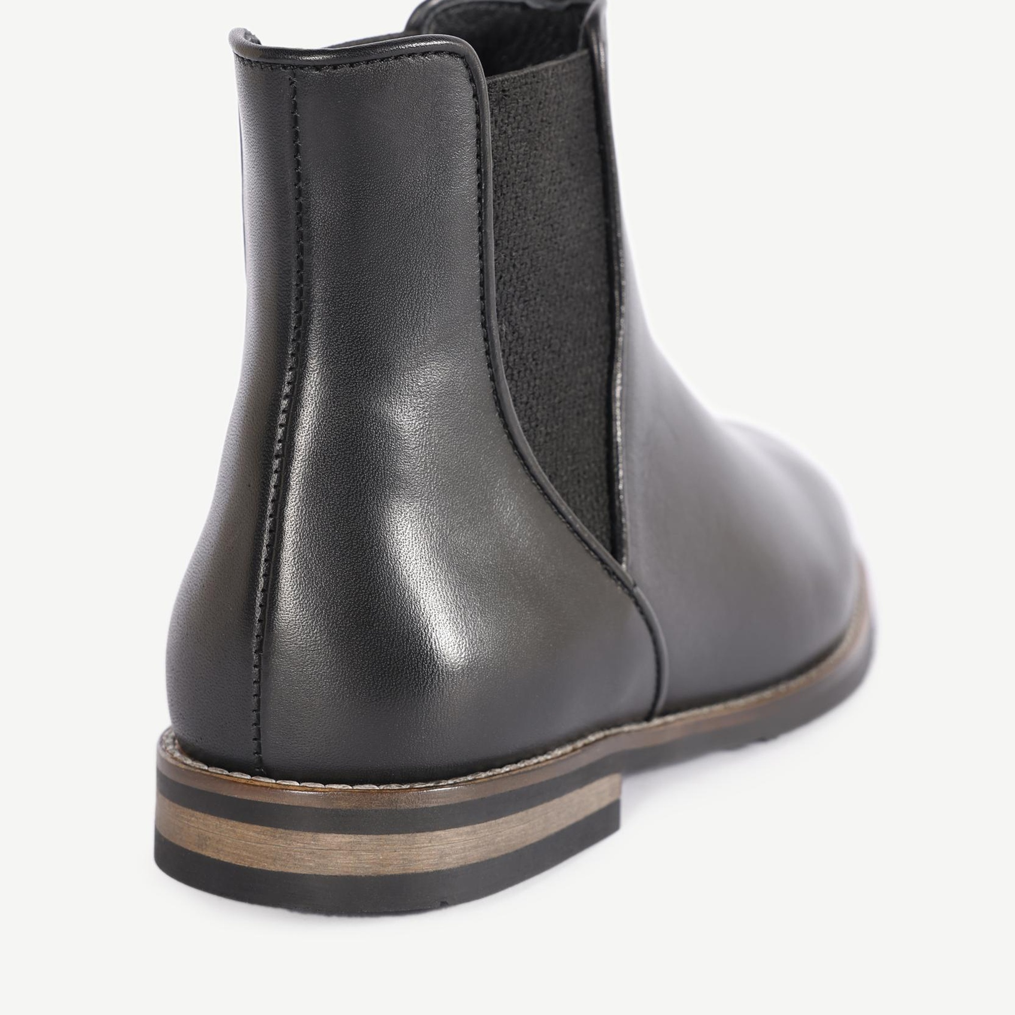 YARGICI İnce Tabanlı Lastikli Bot