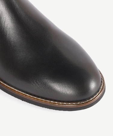  YARGICI İnce Tabanlı Lastikli Bot