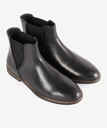  YARGICI İnce Tabanlı Lastikli Bot