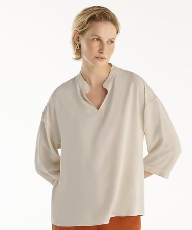  YARGICI Yaka Detaylı Bluz