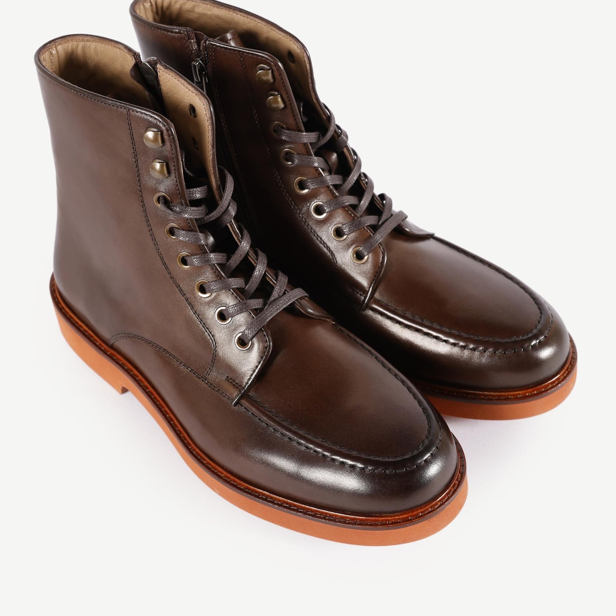 YARGICI Renkli Tabanlı Bağcıklı Bot