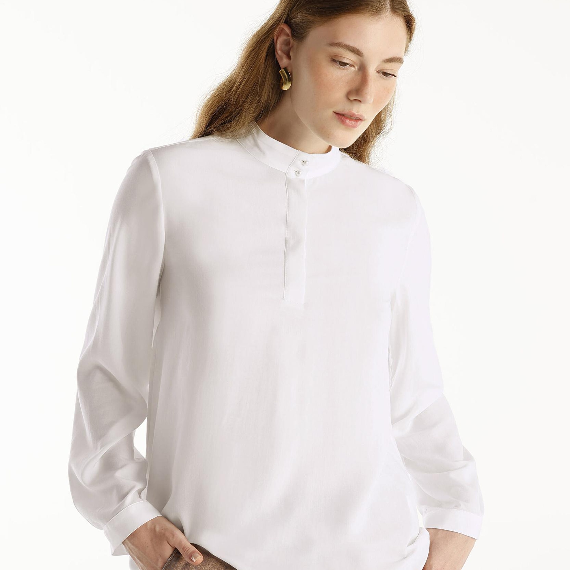 YARGICI İnci Düğmeli Bluz