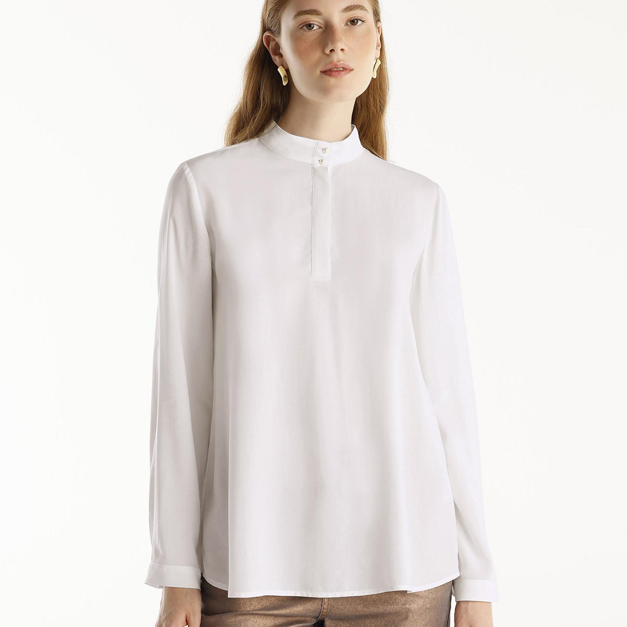 YARGICI İnci Düğmeli Bluz