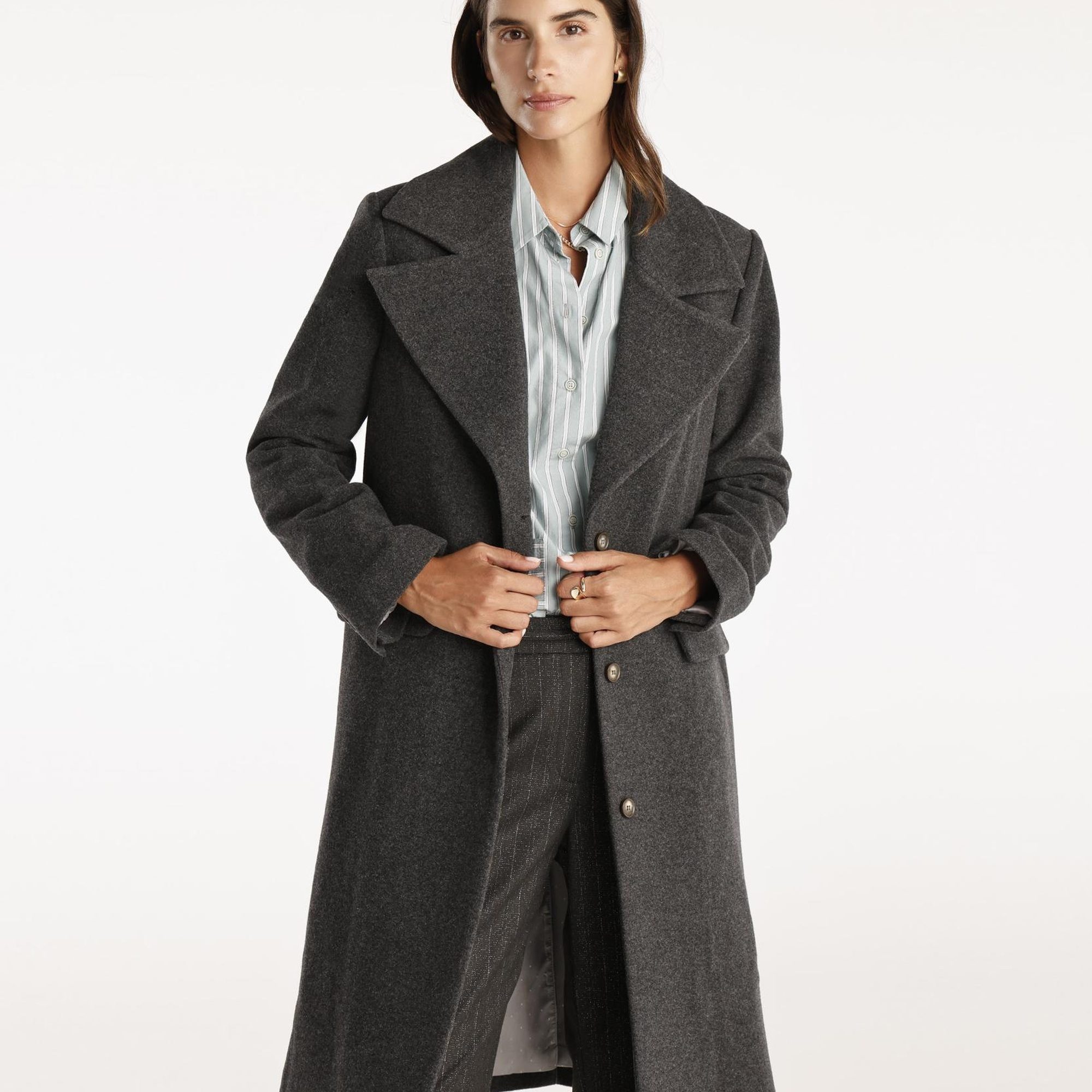 YARGICI Geniş Yakalı Düz Kesim Palto