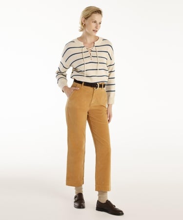  Arka Cep Detaylı Rahat Düz Paça Yüksel Bel Pantolon