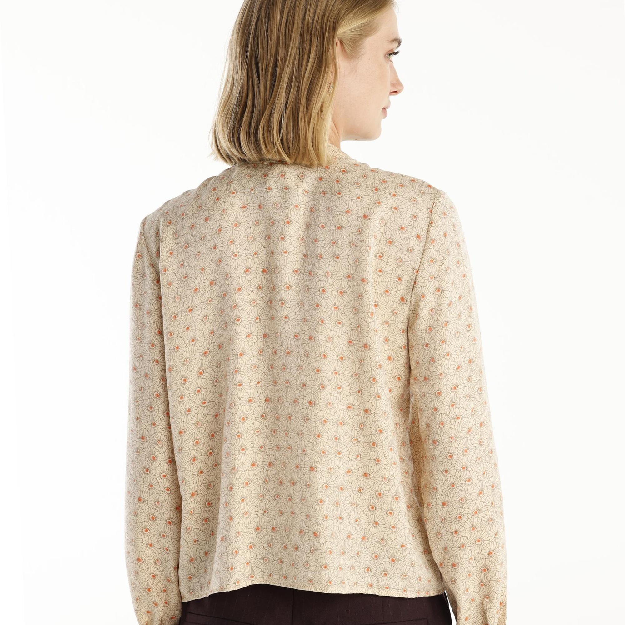 Çift Düğmeli Gömlek