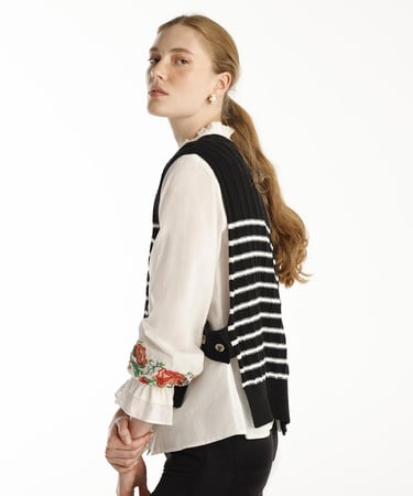  YARGICI V Yakalı Yelek