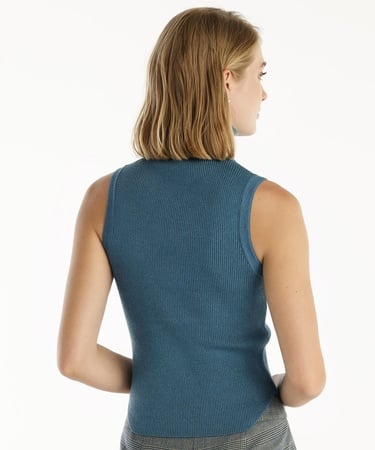  YARGICI Kolsuz Dik Yakalı Triko