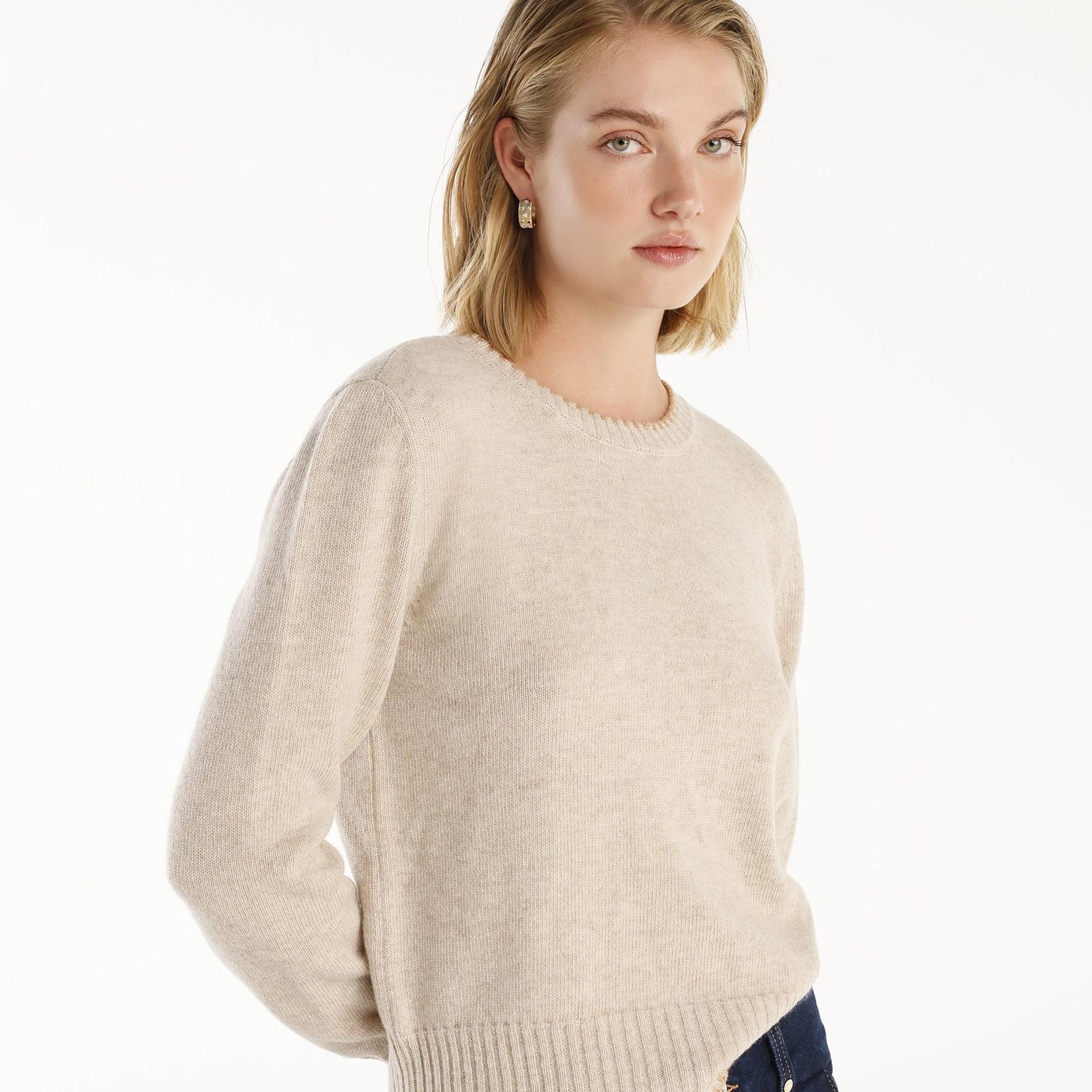 YARGICI Yakalı Detaylı Kazak