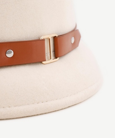  YARGICI Yün Kemer Detaylı  Şapka