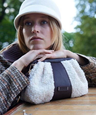  YARGICI Örgü Detaylı Yün Şapka