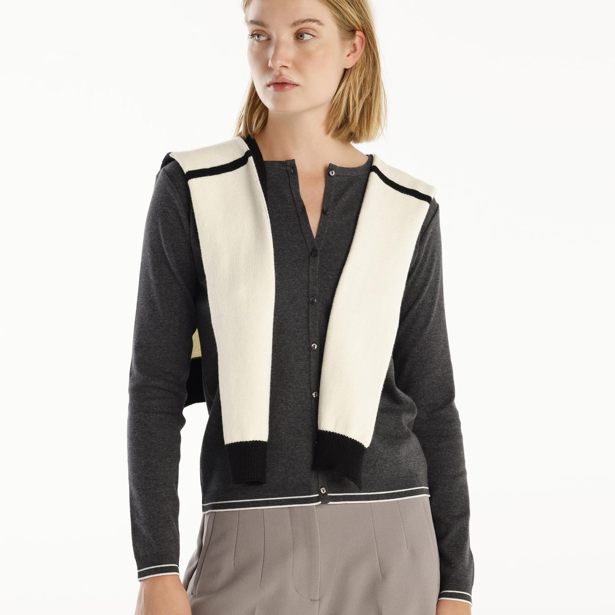 YARGICI Bisiklet Yakalı Hırka Triko