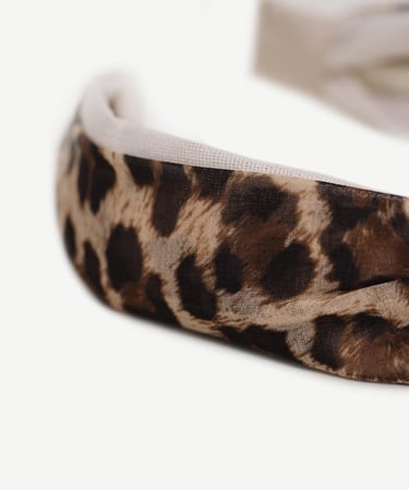  YARGICI Leopar Desenli Taç