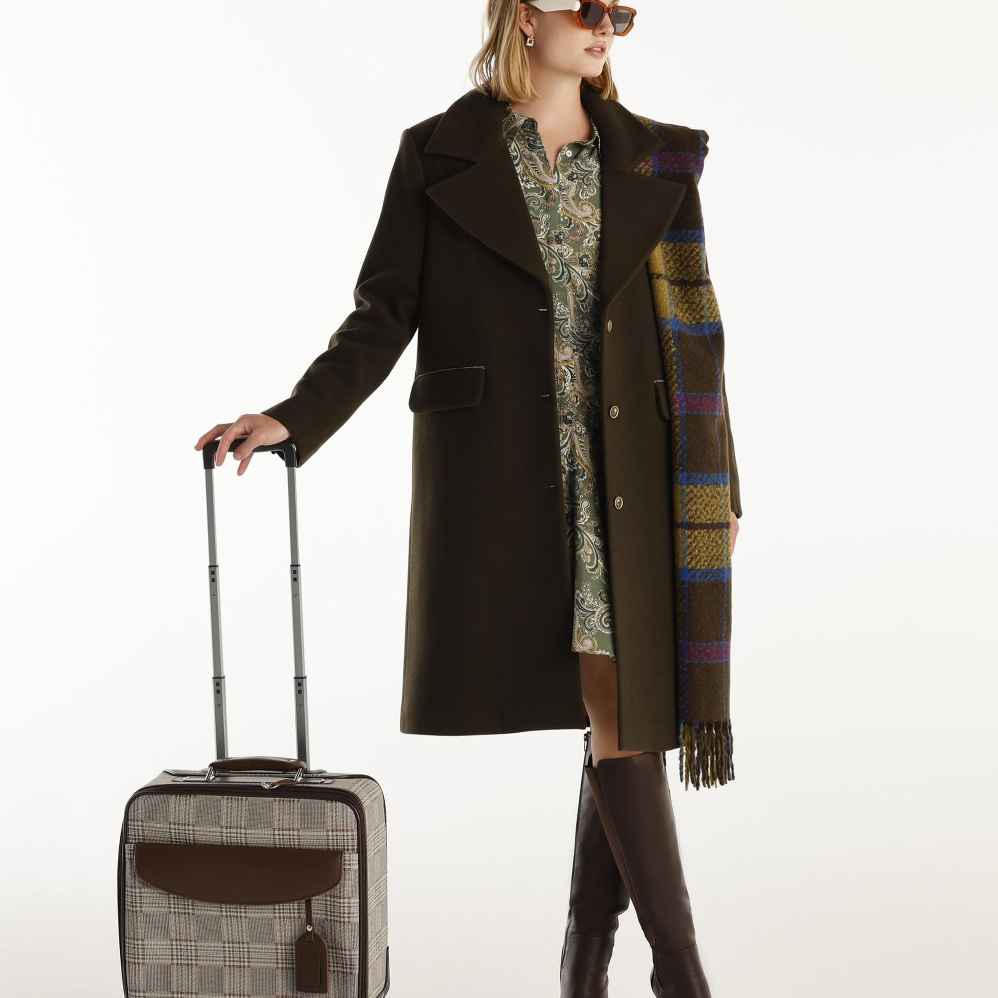 YARGICI Geniş Yakalı Düz Kesim Palto