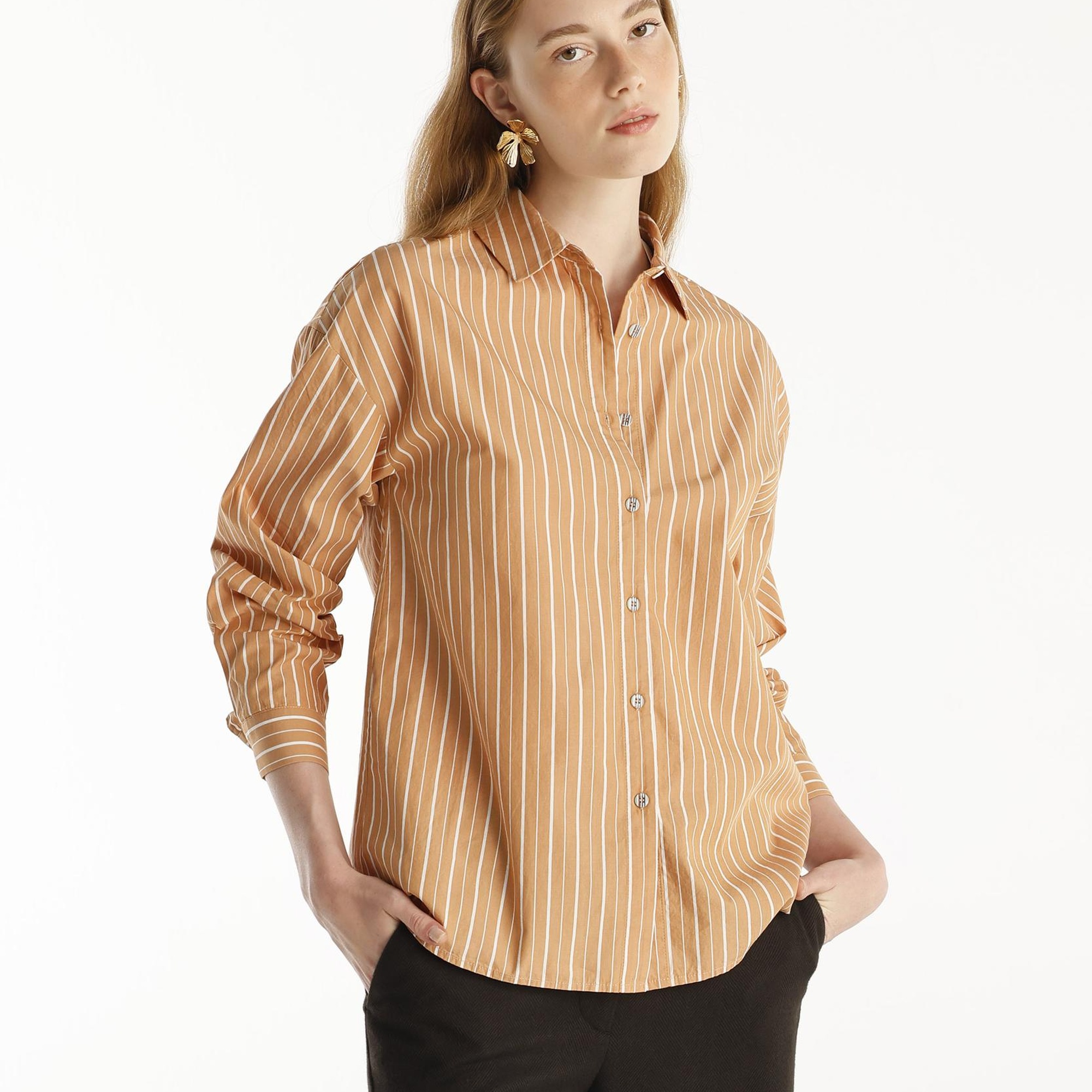 YARGICI Renkli Düğmeli Gömlek