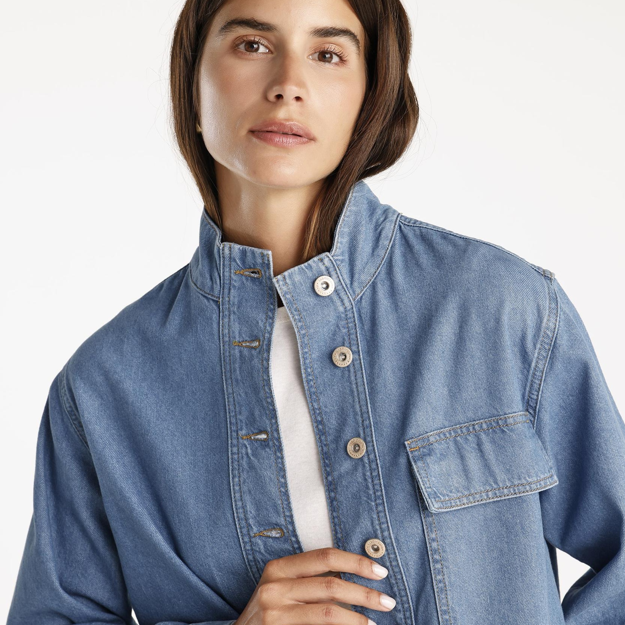 YARGICI Cepli Yüksek Yaka Denim Gömlek