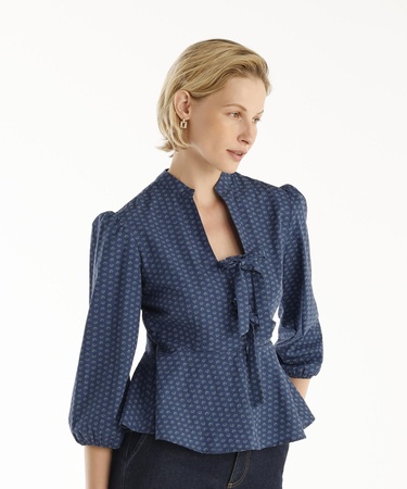  YARGICI Kurdele Detaylı Bluz