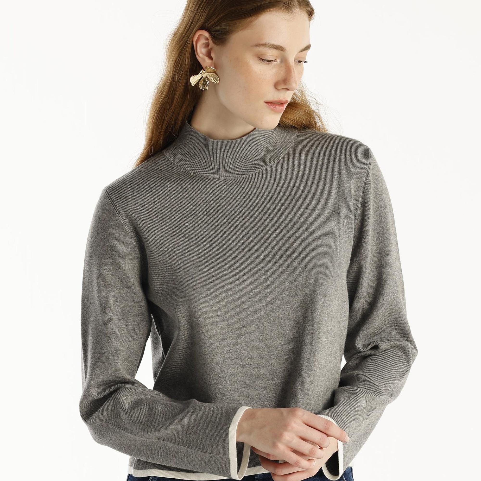 YARGICI Dik Yakalı Uzun Kollu Kazak