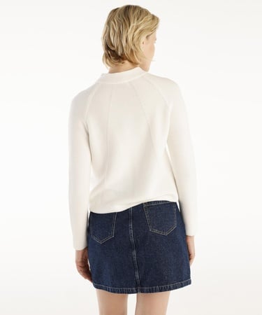  YARGICI Dik Yakalı Reglan Kollu Kazak