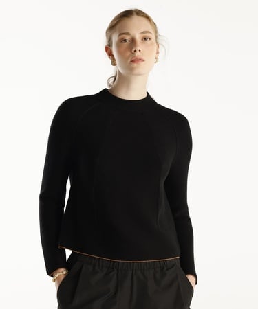  YARGICI Dik Yakalı Reglan Kollu Kazak