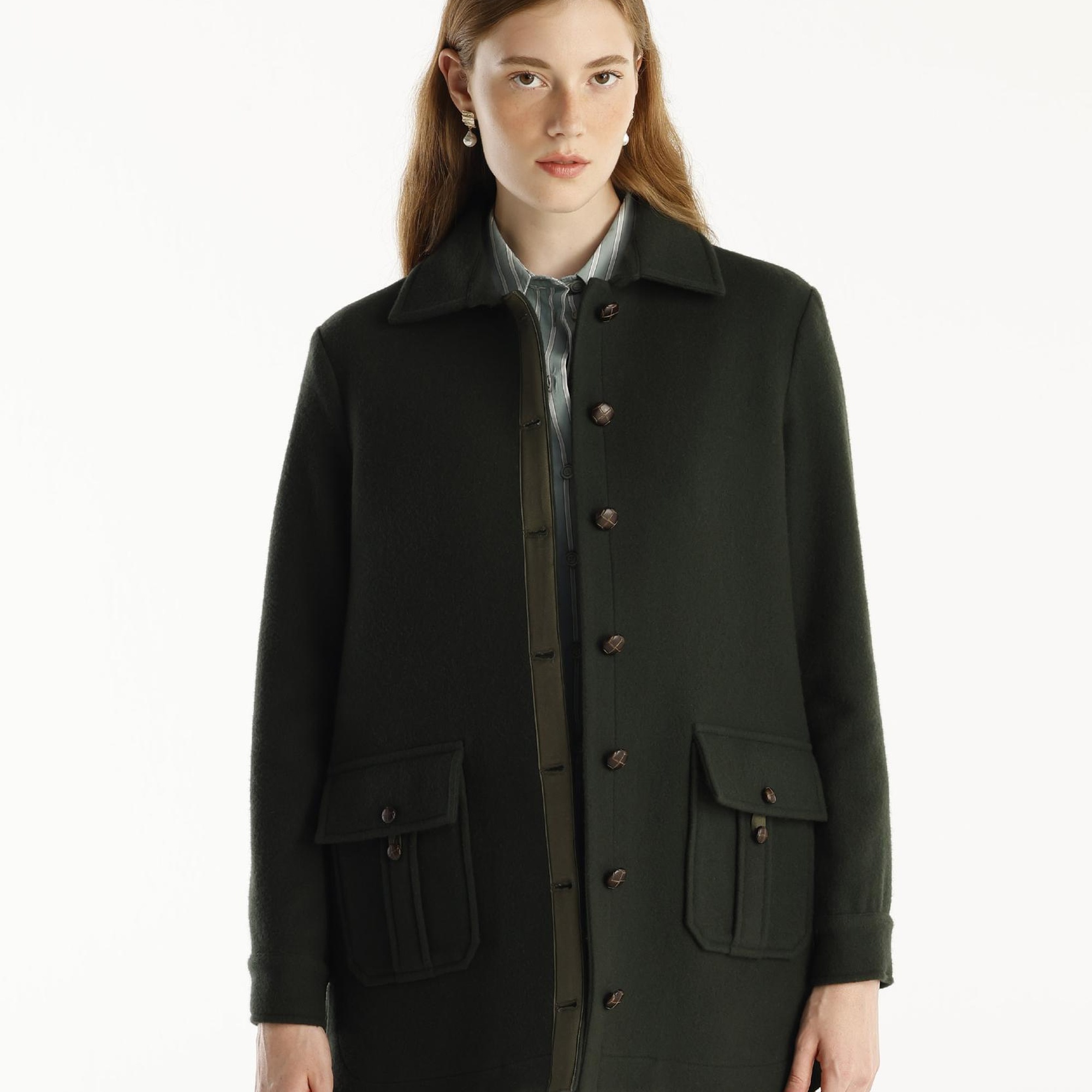 YARGICI Kısa Gömlek Yaka Palto