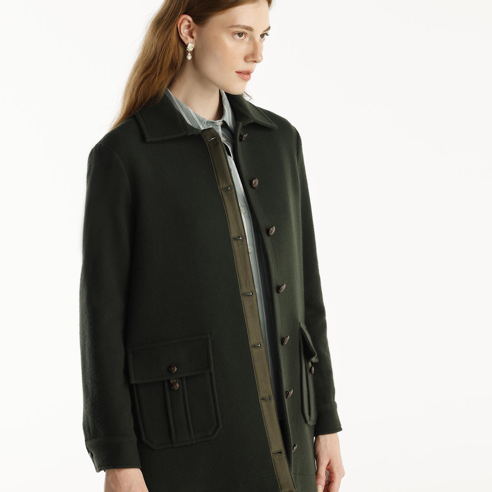 YARGICI Kısa Gömlek Yaka Palto