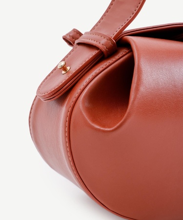  YARGICI Silindir Formlu Omuz Çantası