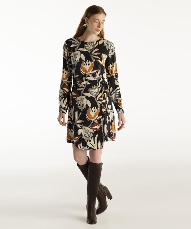  YARGICI Bisiklet Yaka Uzun Kollu Kısa Elbise