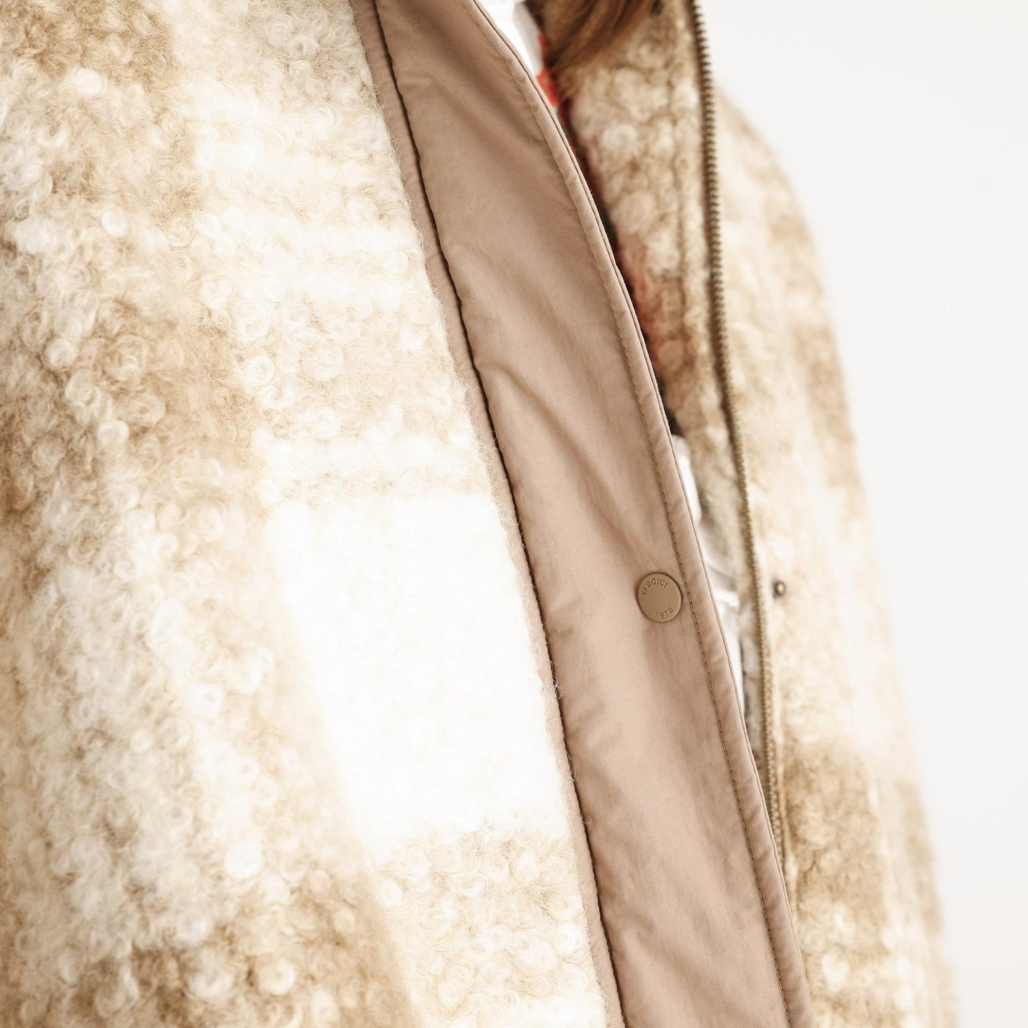 YARGICI Beli Lastikli Çıtçıtlı Palto