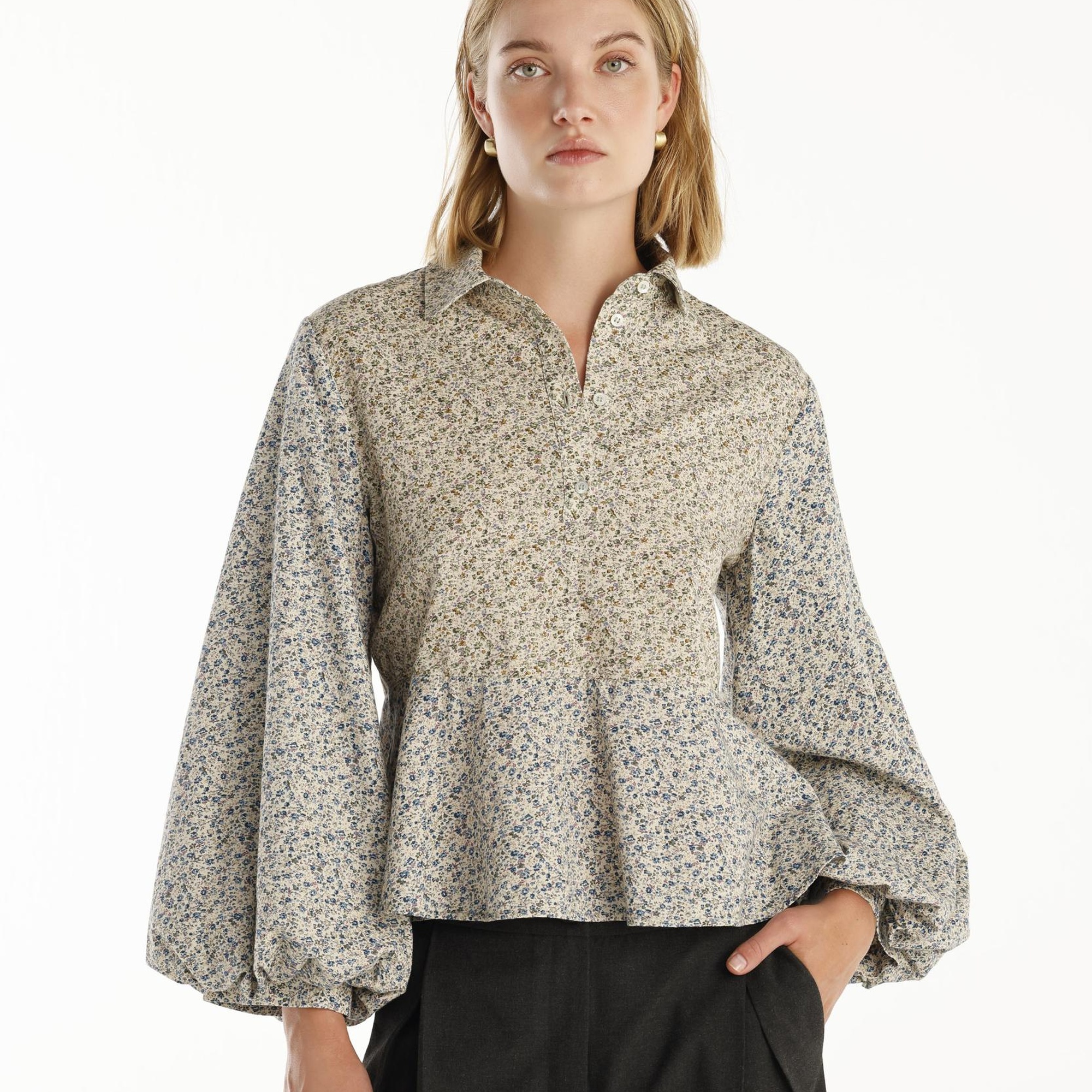 YARGICI Yarım Patlı Balon Kollu Bluz