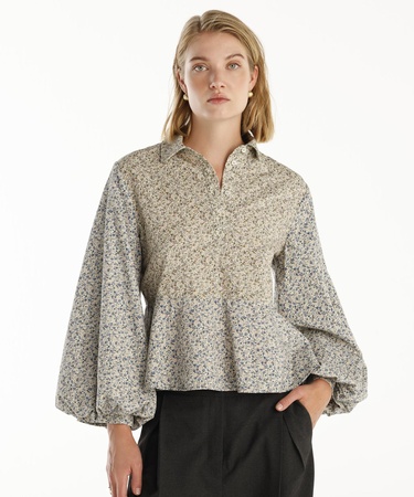  YARGICI Yarım Patlı Balon Kollu Bluz