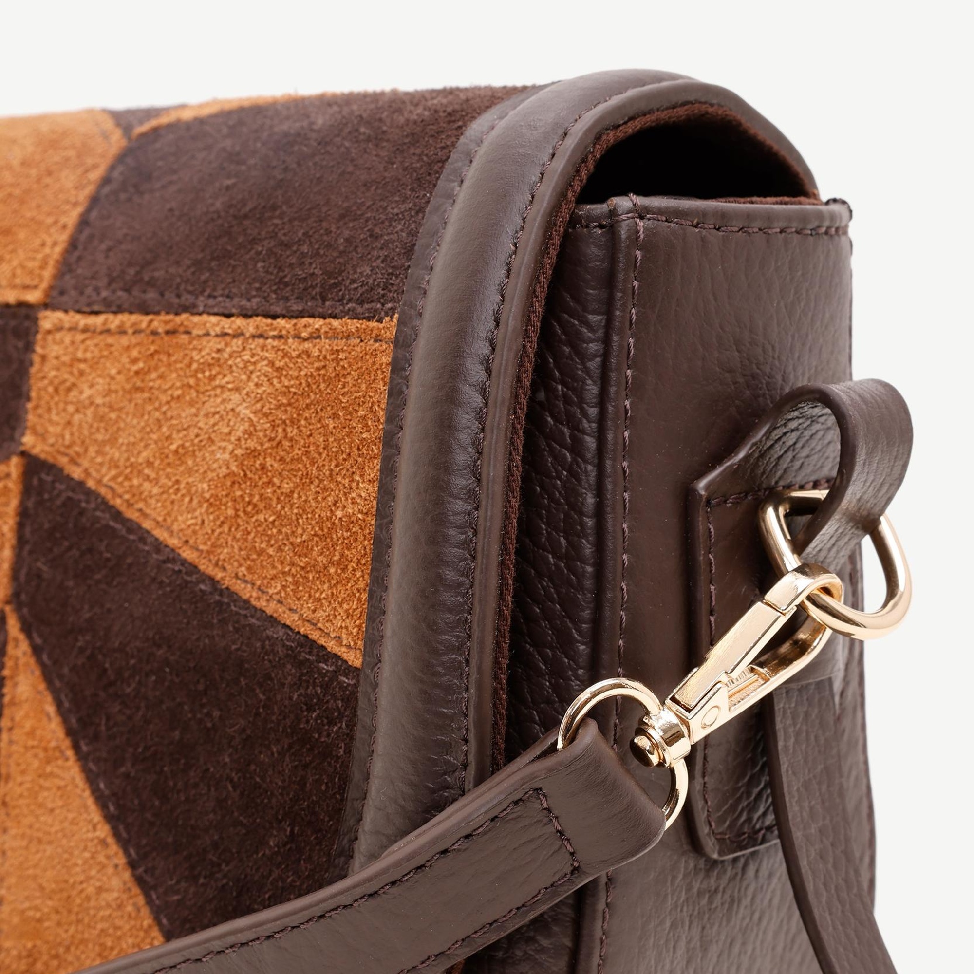 YARGICI Patch Detaylı Çapraz Çanta