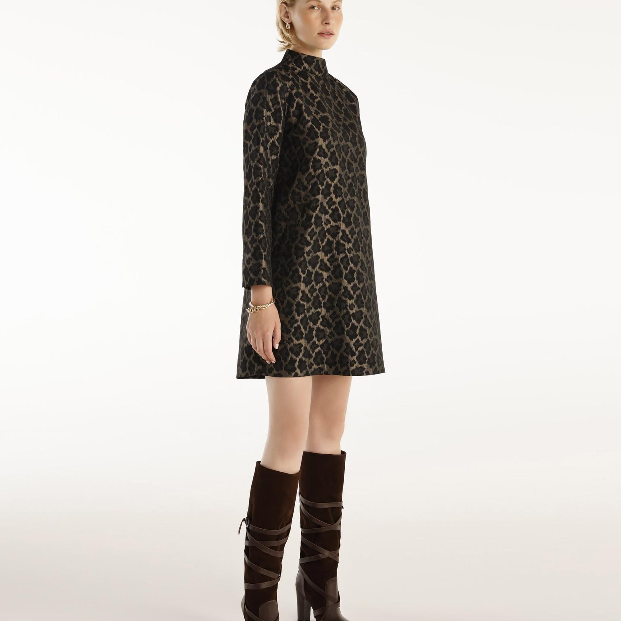 YARGICI Dik Yaka Cepli Uzun Kollu Kısa Elbise