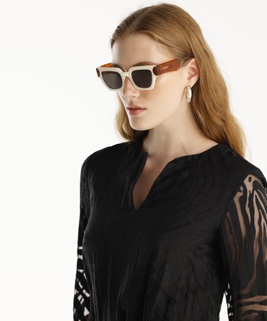  YARGICI Kolları Detaylı Bluz