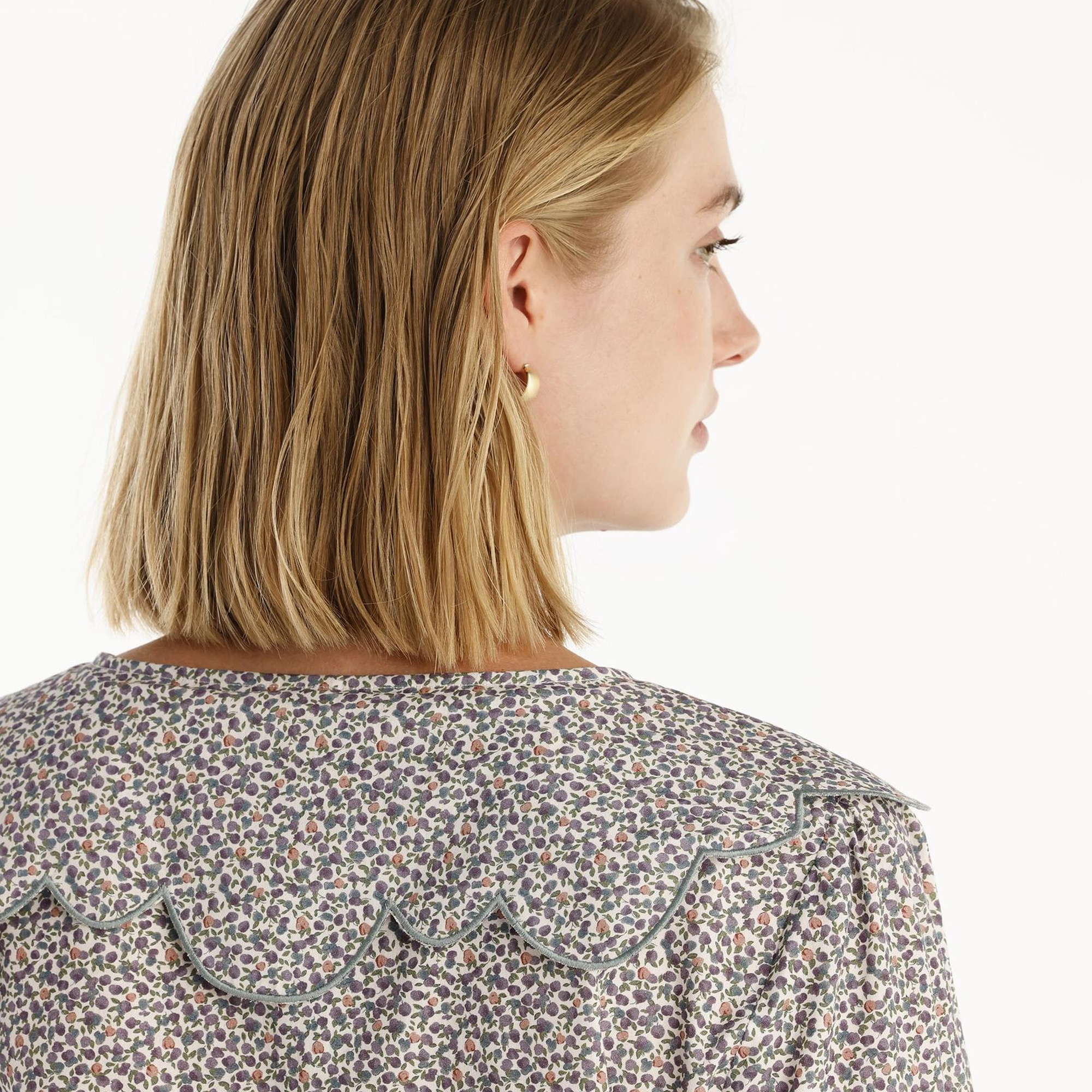 YARGICI Yaka Detaylı Gömlek