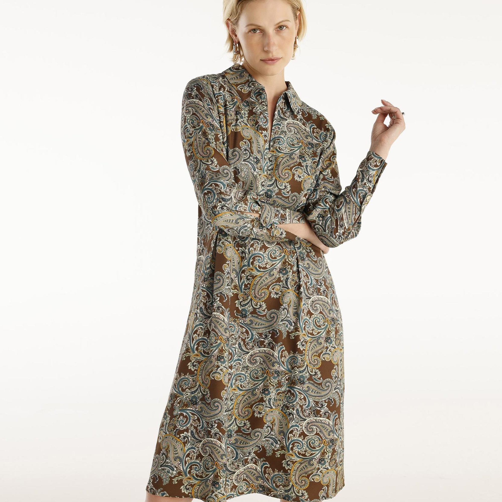 YARGICI Pensli Uzun Kollu Yakası Fermuarlı Elbise