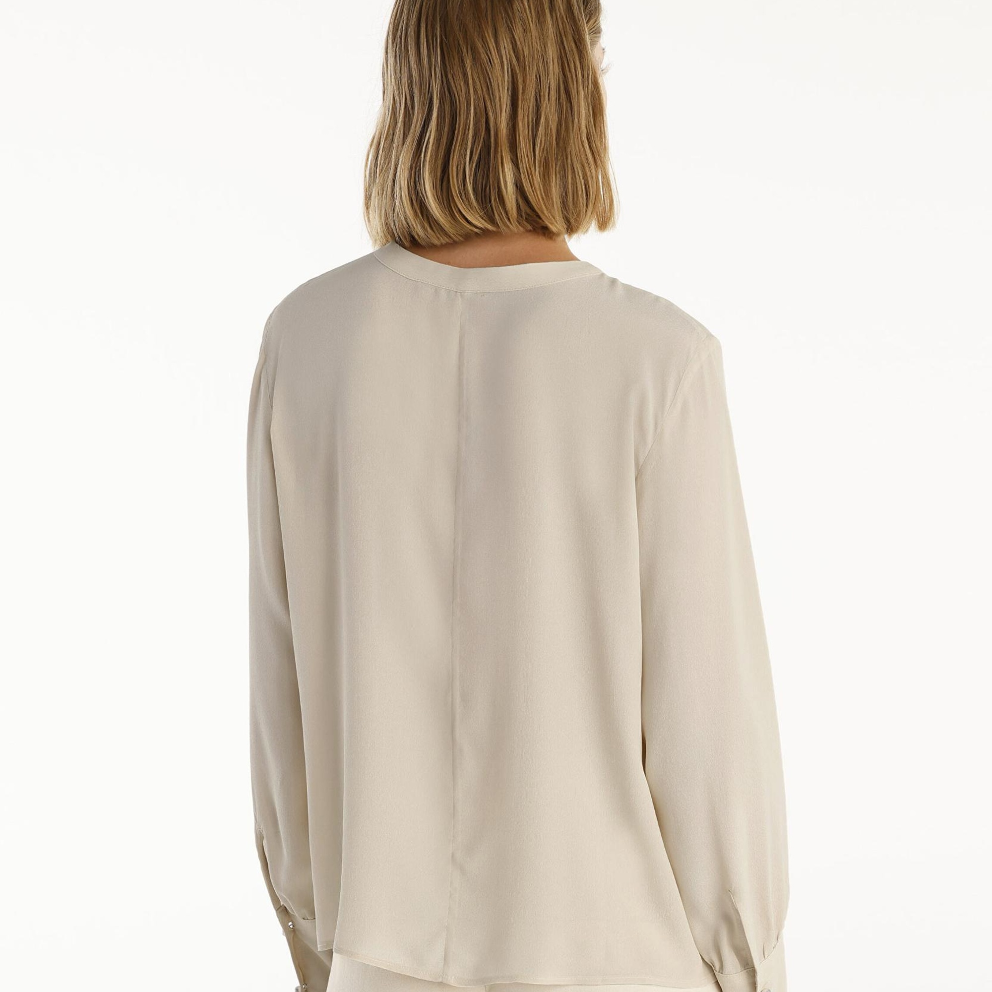 YARGICI Yaka Detaylı Bluz