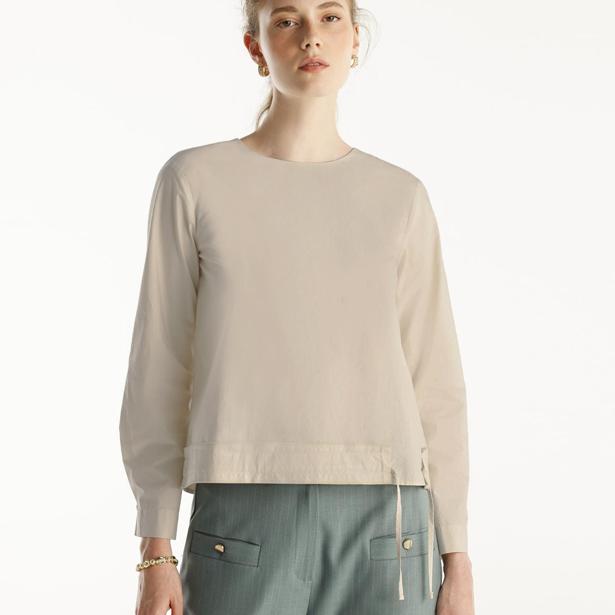 YARGICI Önü Bağlama Detaylı Bluz