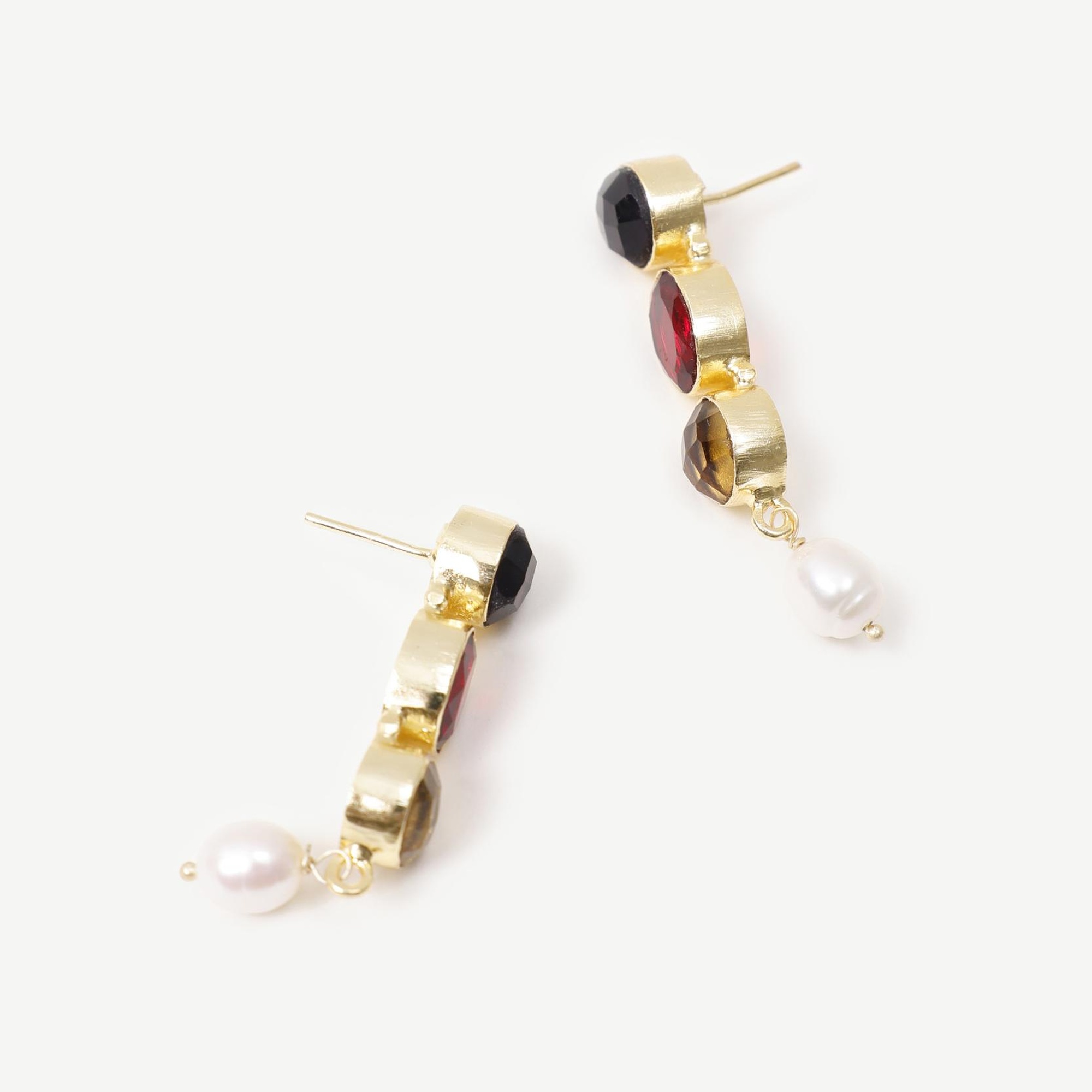 YARGICI Doğal Taş Ve Cam İçerikli Uzun Küpe