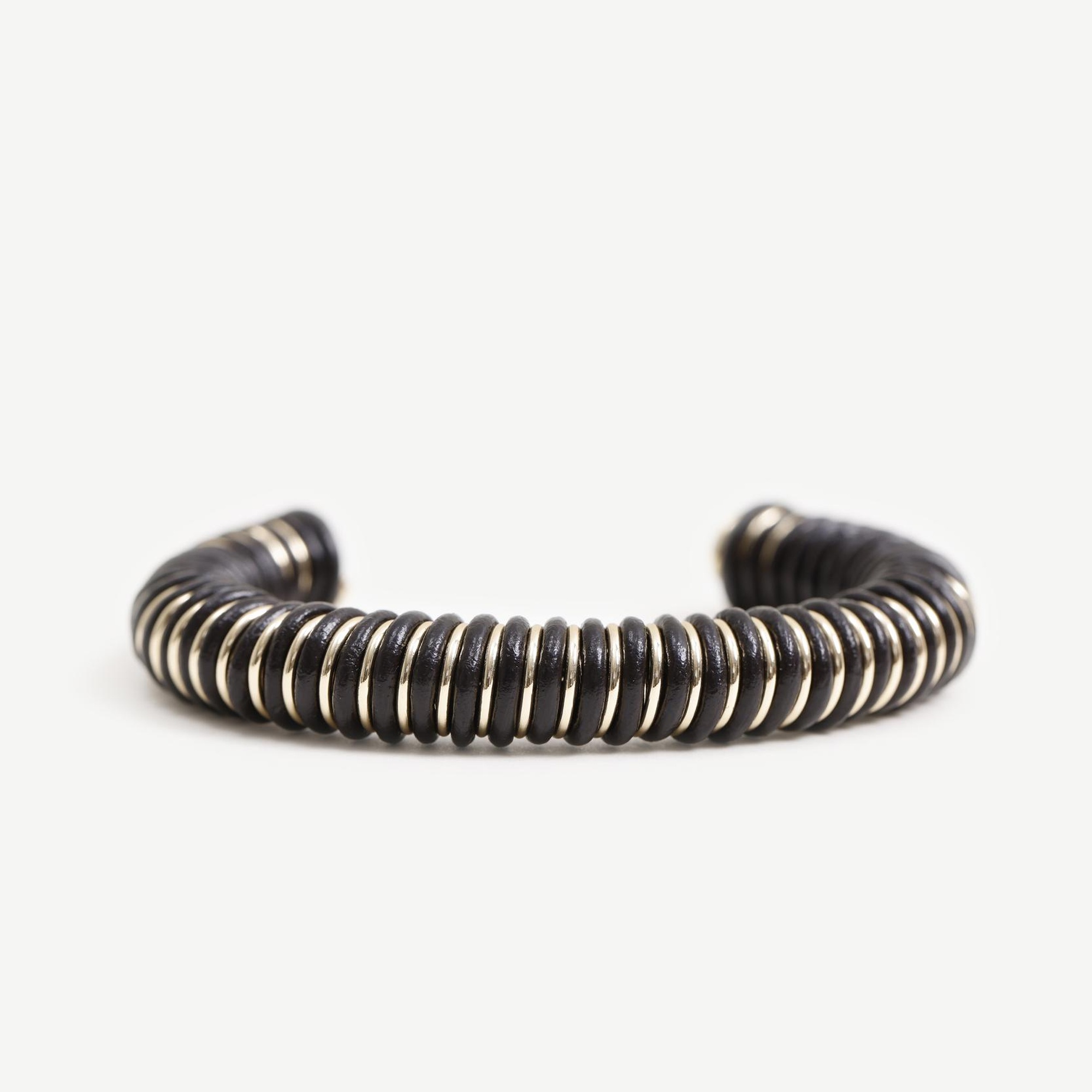 YARGICI Suni Deri Sarmalı Cuff Bileklik