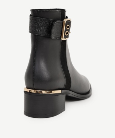  YARGICI Metal Topuk Ve Toka Detaylı Deri Bot