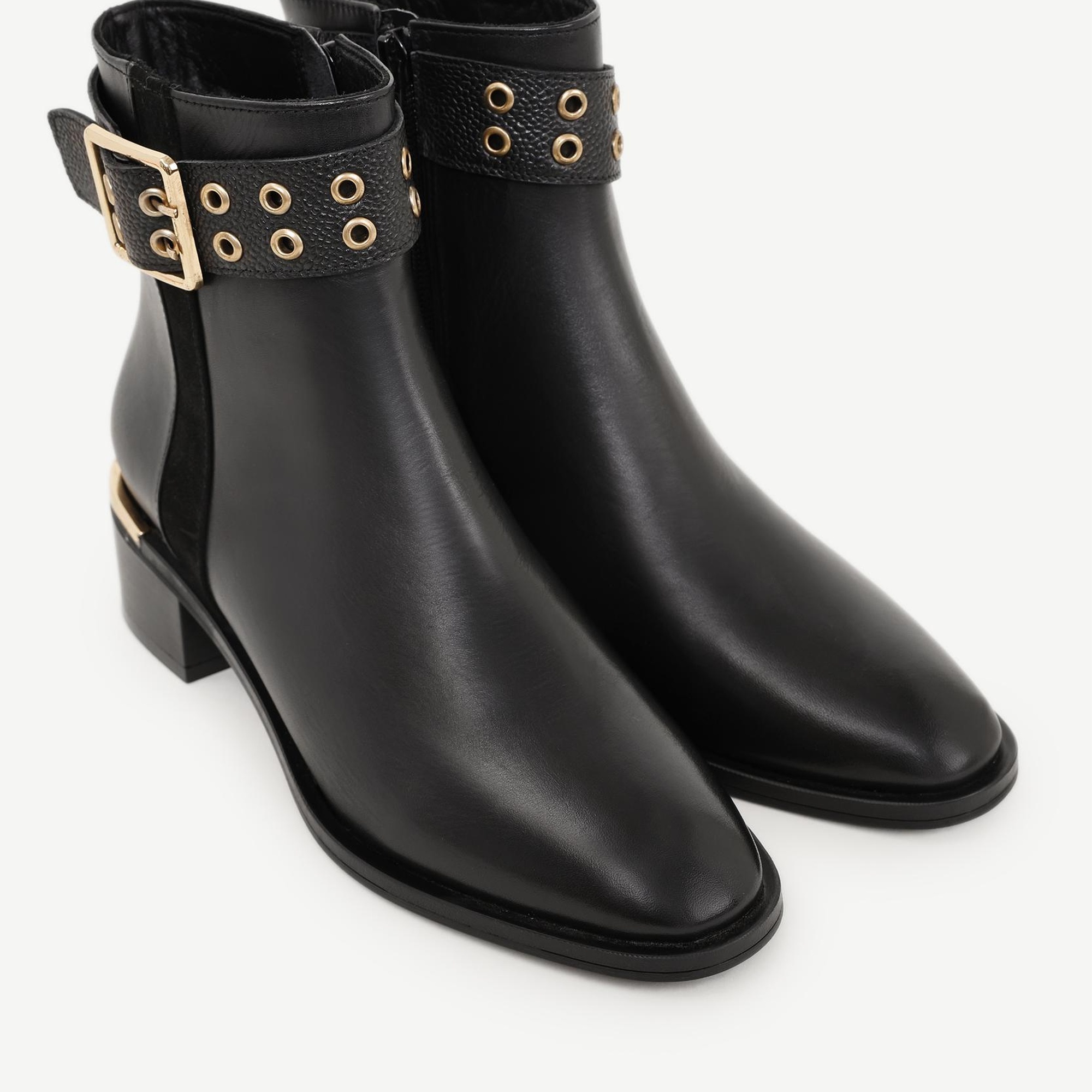 YARGICI Metal Topuk Ve Toka Detaylı Deri Bot