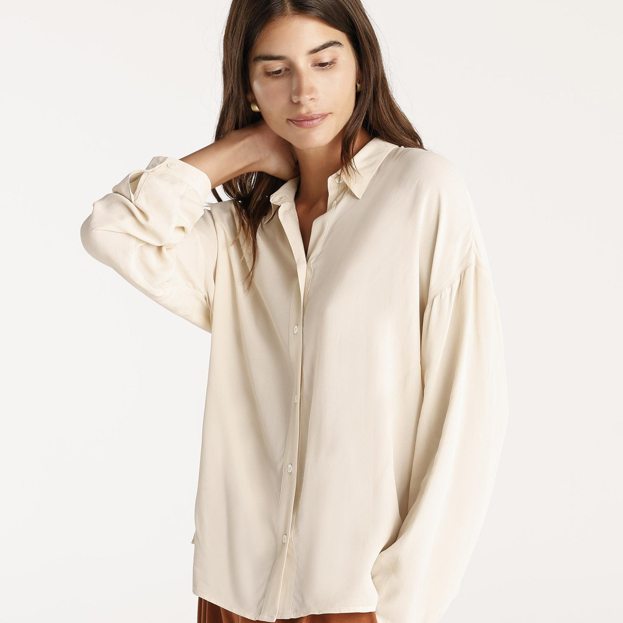 Geniş Manşetli Gömlek