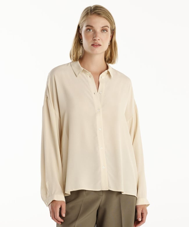  Geniş Manşetli Gömlek